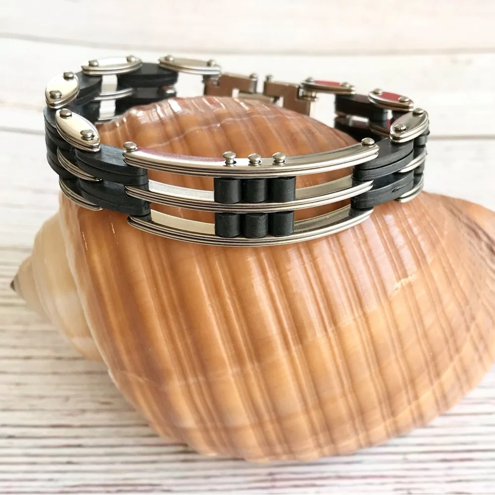 🆕Stainless Steel and Rubber Bracelet